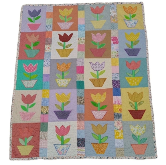 Other - SOLD Vintage  Cozy Quilt Throw
